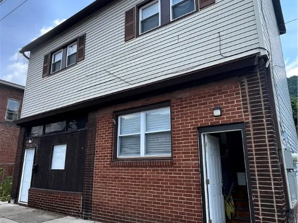 830 Railroad St #828, Johnstown, PA 15901