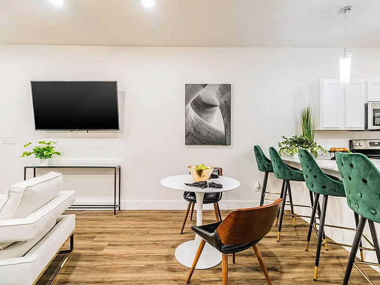 The Aviator Apartments — Photo 7