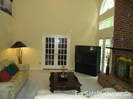 4th image of 8705 Margaret Ln