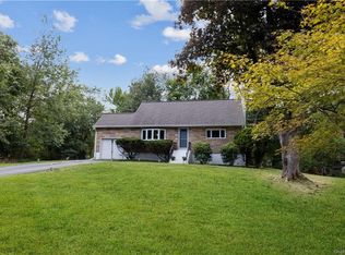 6 Farview Ct, New City, NY 10956