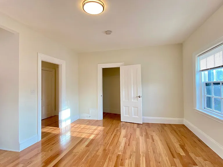 92 Charles St #5 — Photo 24