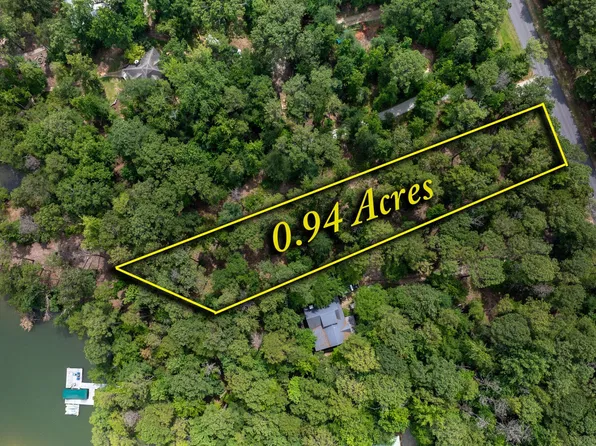 1020 Stoneridge Cir, White Plains, GA 30678