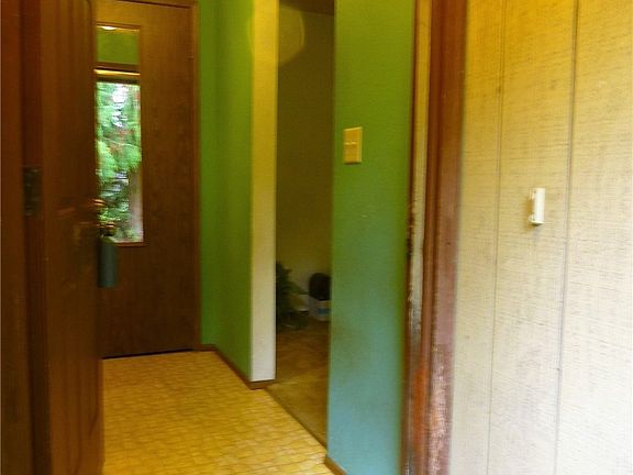 2nd image of 16803 19th Ave E