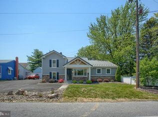 327 Hogestown Rd, Mechanicsburg, PA 17050