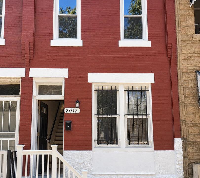1st image of 2012 W Hagert St