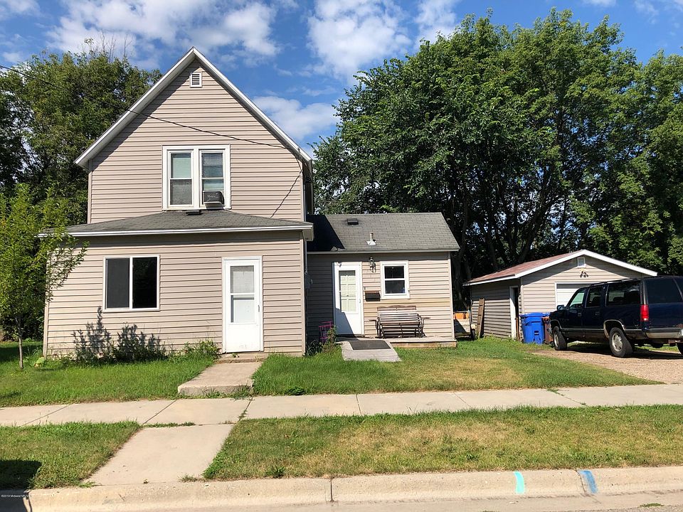 1st image of 818 Rossman Ave