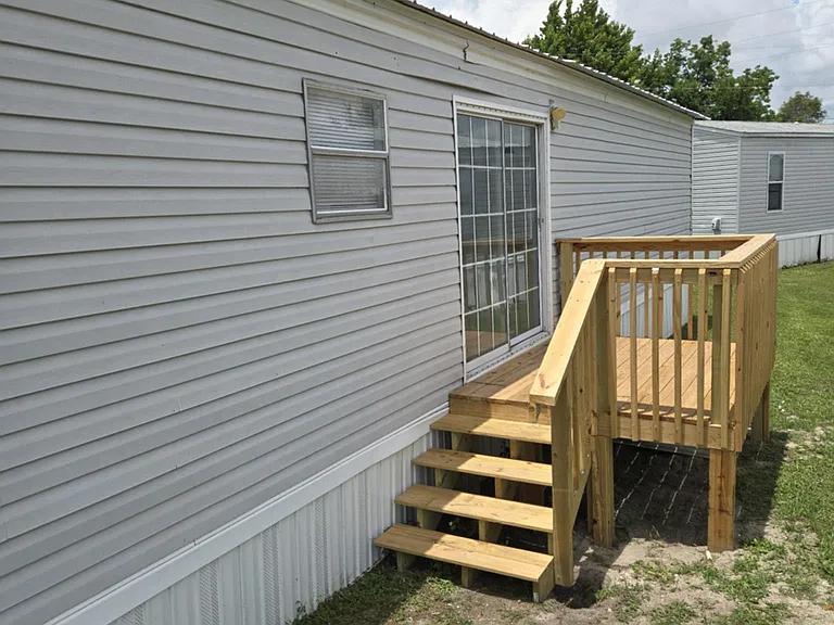 149 Sims Ave #C5 — Photo 2