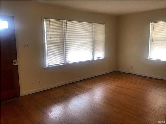 2nd image of 1271 Baden Ave
