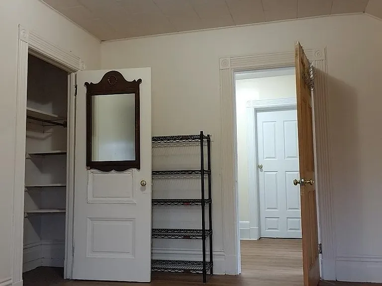 1372 Gipson St #2 — Photo 5