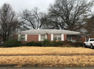 1541 Ivy Rd, Memphis, TN 38117