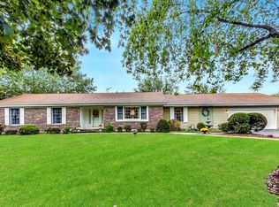 24921 W Crabtree Ln, Ingleside, IL 60041