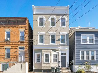 111 Columbus Pl FLOOR 3, Roselle Park, NJ 07204