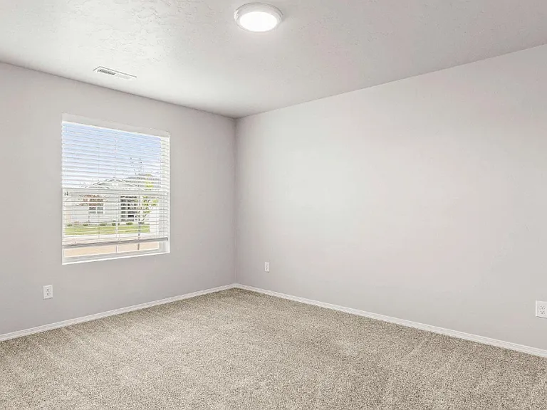 16888 Courtney Way — Photo 24