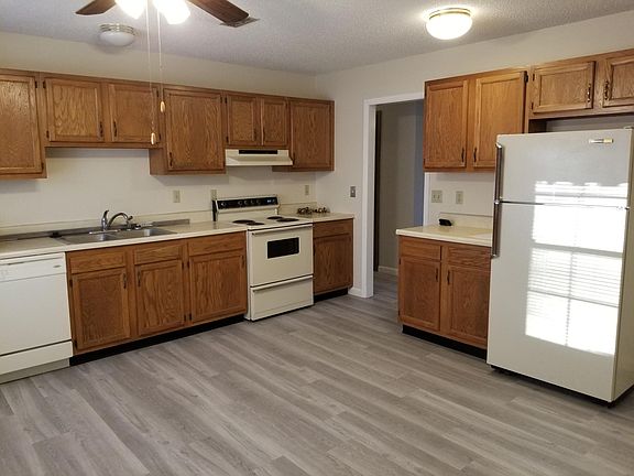 4th image of 1405 Waynesboro Ln