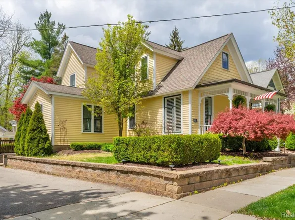 221 N Rogers St, Northville, MI 48167
