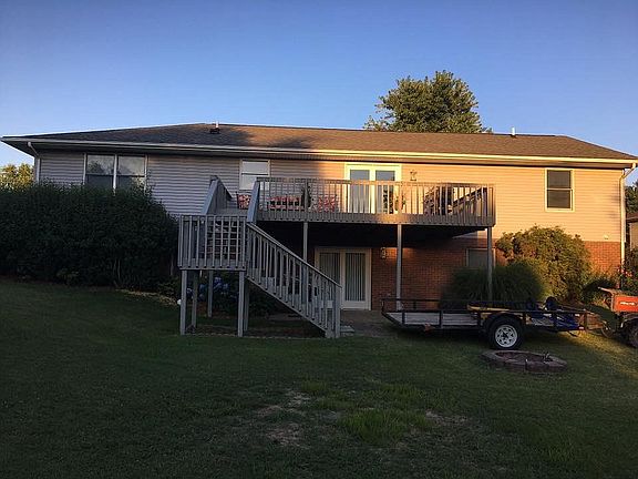 2nd image of 431 S Blitzen Ln