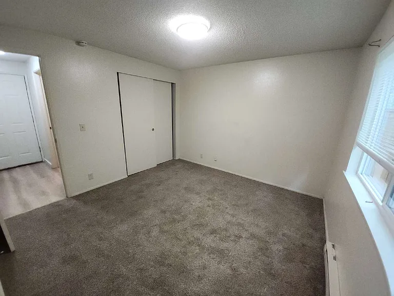 49 NE Torval Canyon Rd #17 — Photo 16