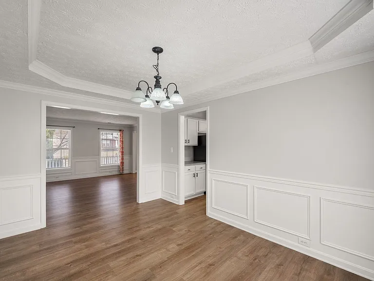 10945 Symington Cir — Photo 7