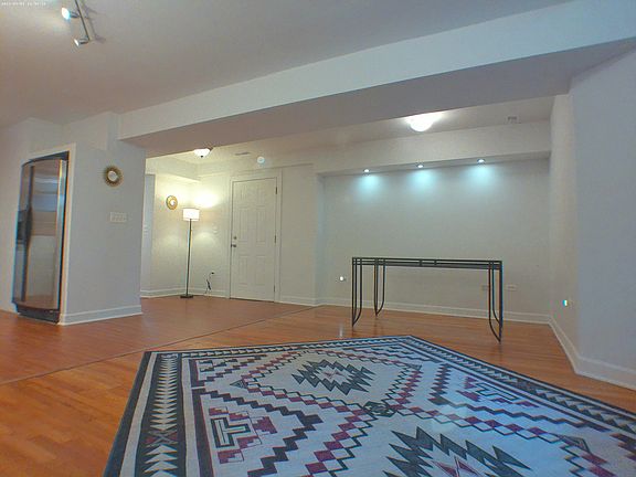 5th image of 4923 N Kenmore Ave #G
