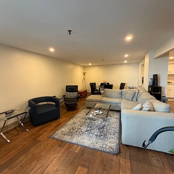 376 Ocean Ave #901 — Photo 5