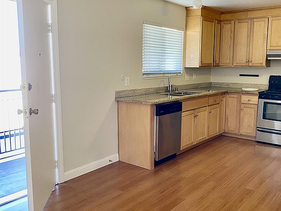 2nd image of 466 24th St