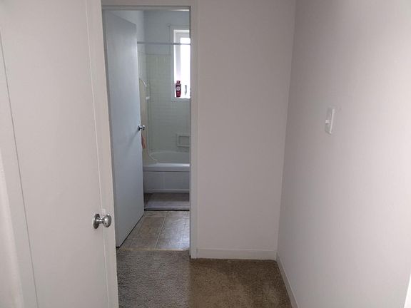 5th image of 557 Stinchcomb Dr APT 5