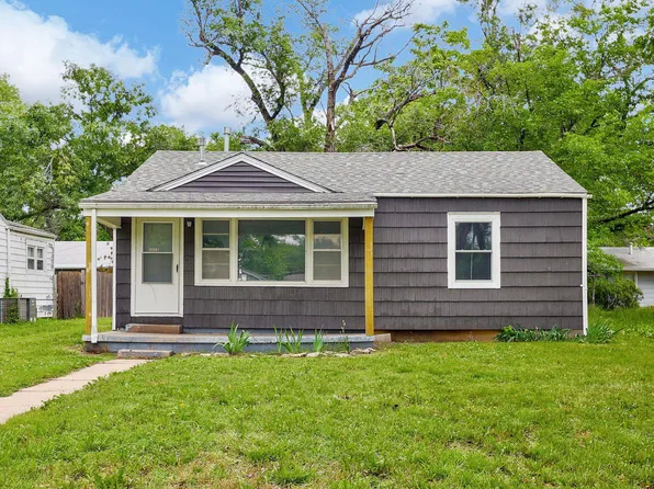 1146 Shelden St, El Dorado, KS 67042