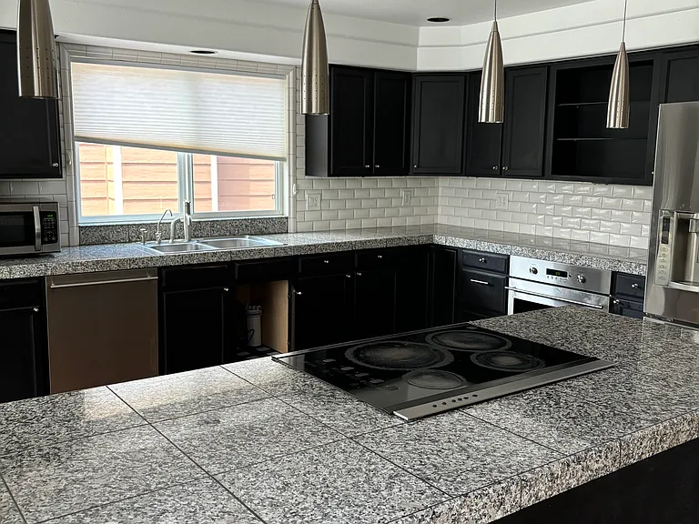 3725 Cottage Dr — Photo 12