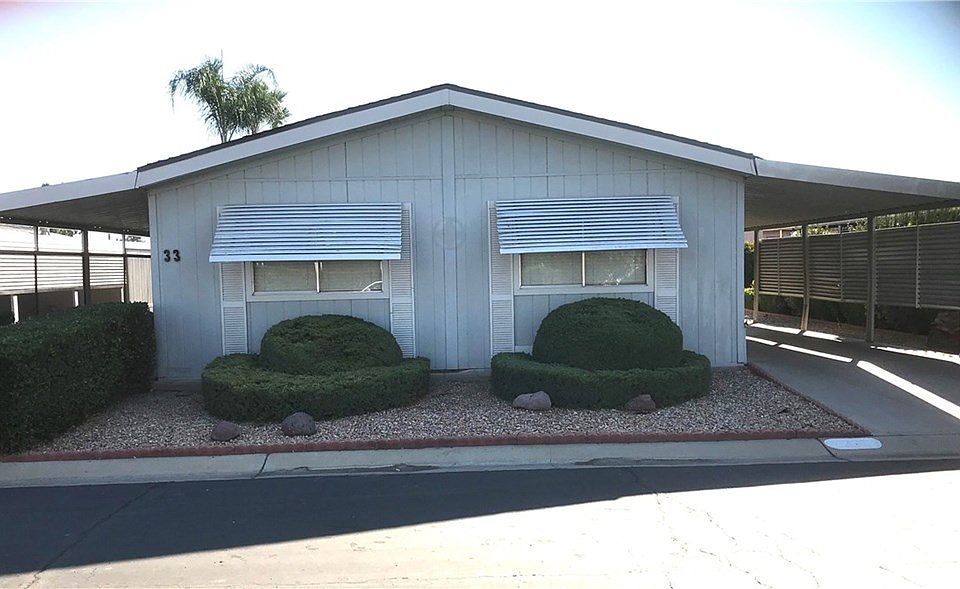 1st image of 1250 N Kirby St Spc 33