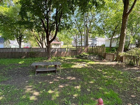 2nd image of 532 Broadway St