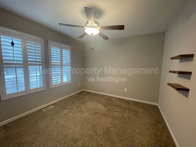 10950 Poplar Bluff Ct — Photo 14