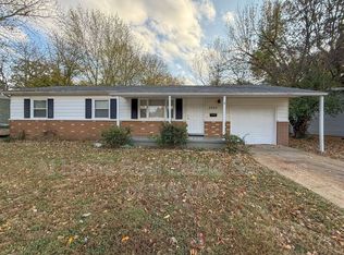 2850 E Lombard St, Springfield, MO 65802