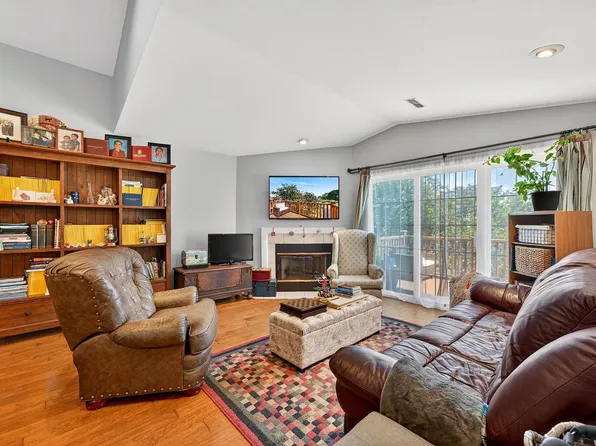 N16W26593 Tall Reeds LANE #H, Pewaukee, WI 53072