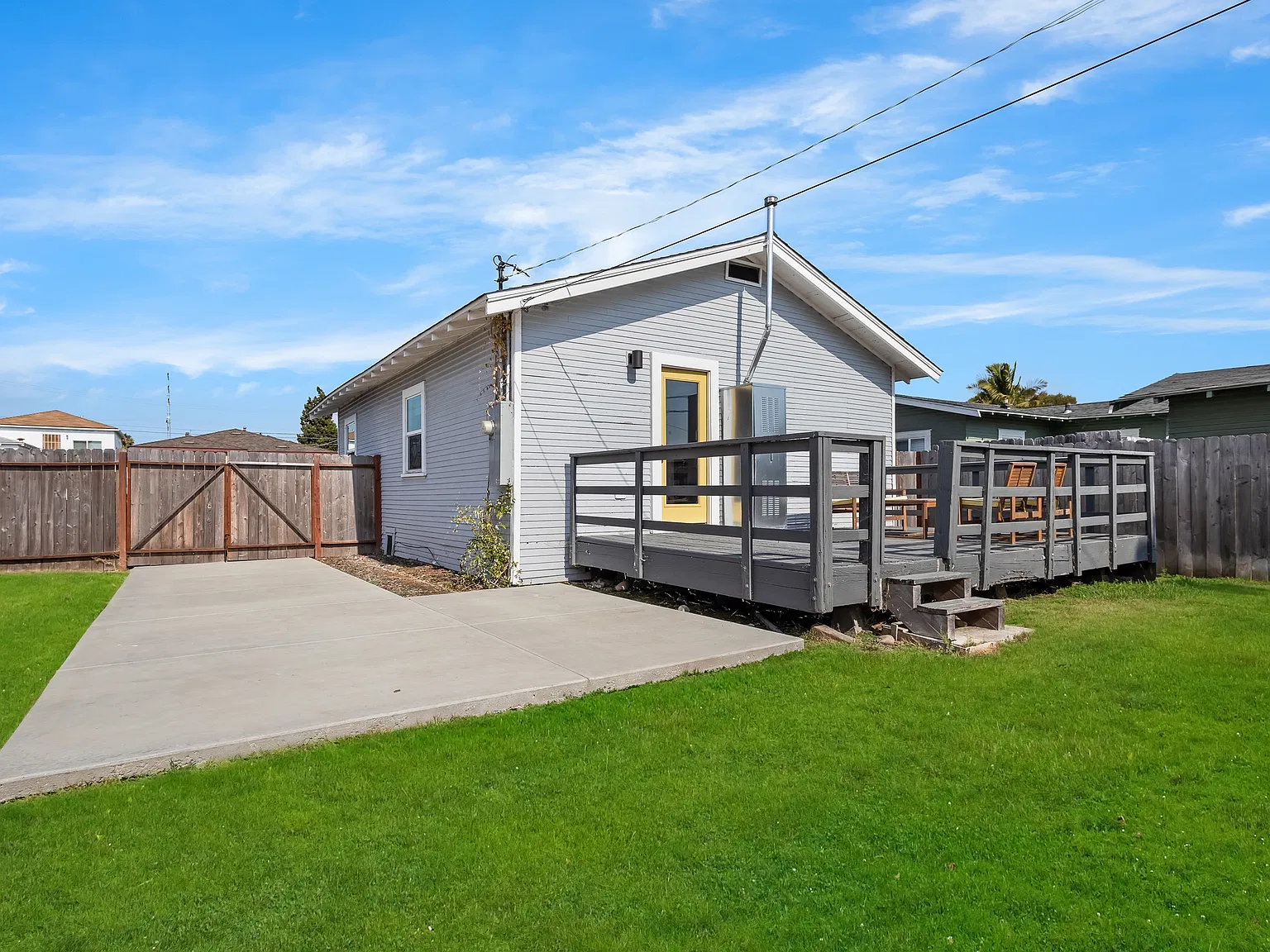 4338 33rd Pl — Photo 3