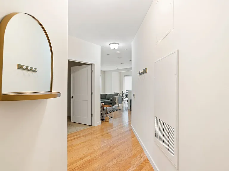11 Miner St #201 — Photo 7