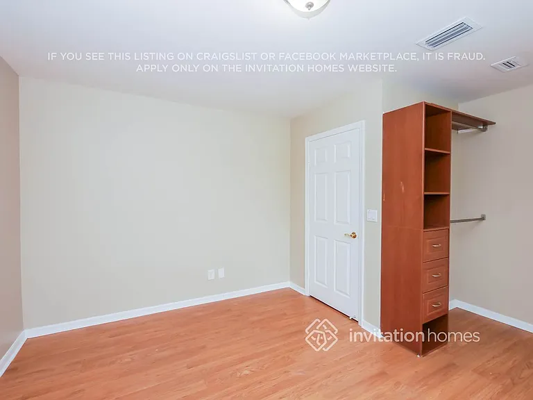 10225 Panama St — Photo 14
