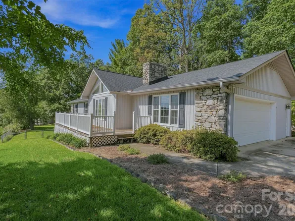 30 Morning Glory Ln, Weaverville, NC 28787