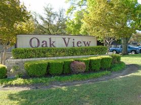 Oak View Apartments
