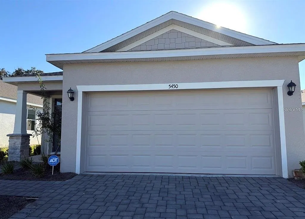 3 bed, 2.0 bath, 1406 sqft, $2,900 — Photo 4