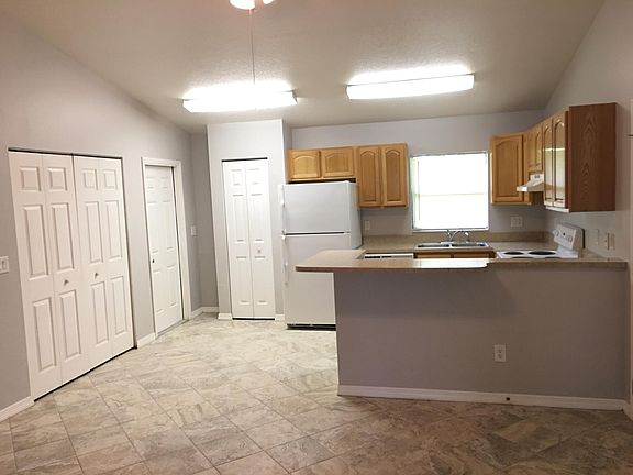 Kitchen/dining area