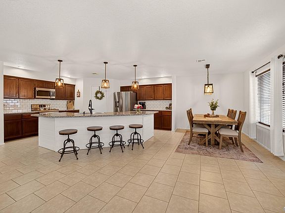 5th image of 4158 S Sunflower Dr