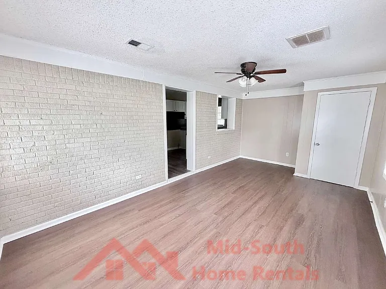 2718 Marlene St — Photo 8