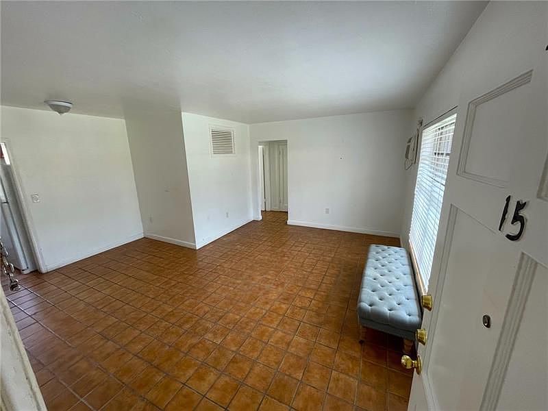 1st image of 631 SW 11th Ave #15E
