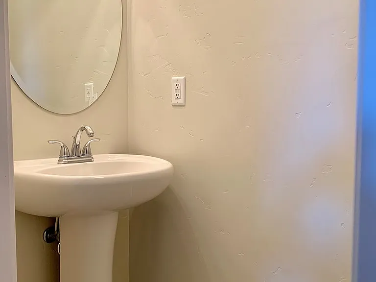 2525 Bella Vista Dr — Photo 6