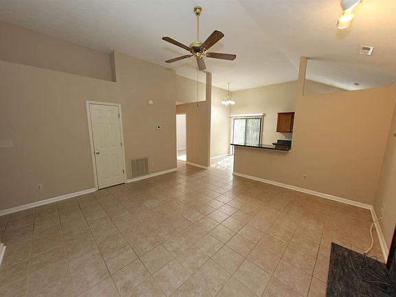 4th image of 1374 The Kings Ct