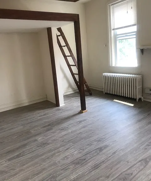 1921 Wallace St #3F — Photo 2