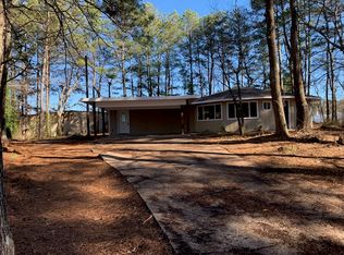 25 Shadowood Ln, Carrollton, GA 30116