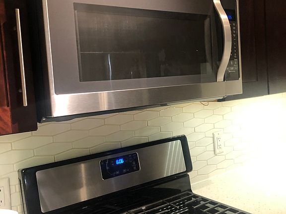 4th image of 388 Lambert Dr Unit C1
