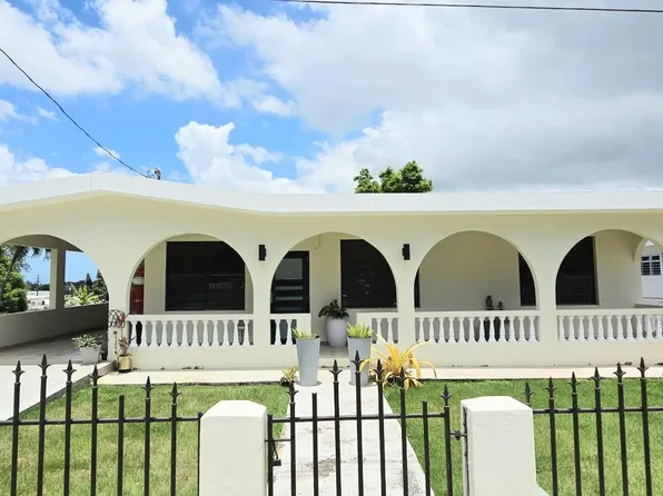 Carr 2 Urb Villa Avelina, Aguadilla, PR 00603