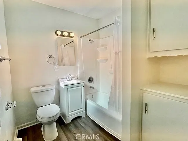 1811 W Sallie Ln #5 — Photo 8